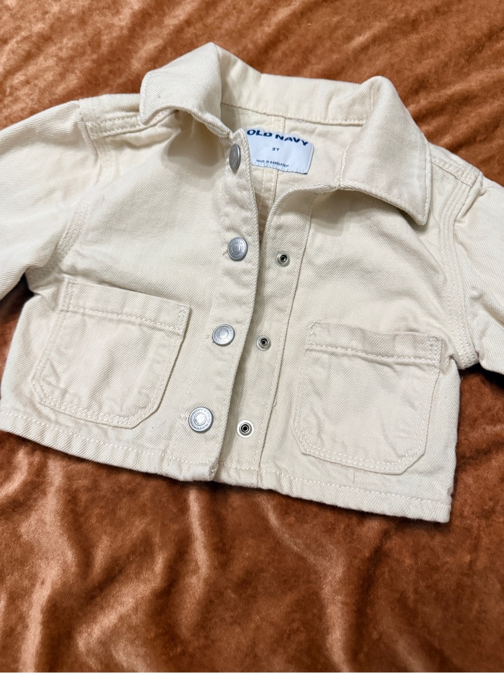 Old Navy Cream Beige 3T Cropped Girl’s Snap Button-Front Jean Jacket EUC